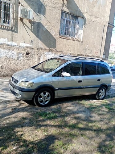 Opel Zafira 2001, 200,000 km - 1.8 л - Bakı