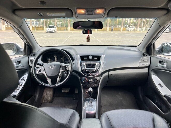 Hyundai Accent 2015, 253,300 km - 1.6 l - Sumqayıt