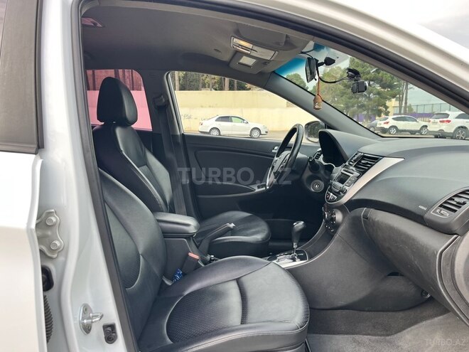 Hyundai Accent 2015, 253,300 km - 1.6 l - Sumqayıt