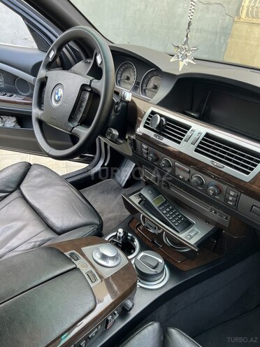 BMW 745 2002, 405,326 km - 4.4 l - Bakı