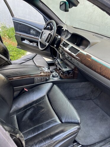 BMW 745 2002, 405,326 km - 4.4 l - Bakı