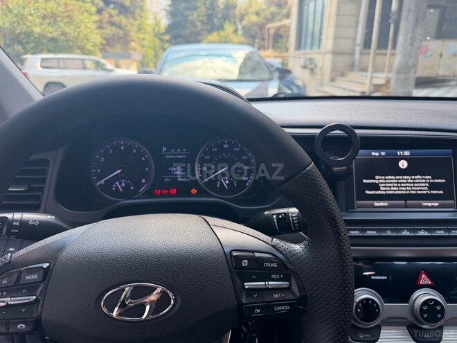 Hyundai Elantra 2019, 152,888 km - 2.0 l - Bakı