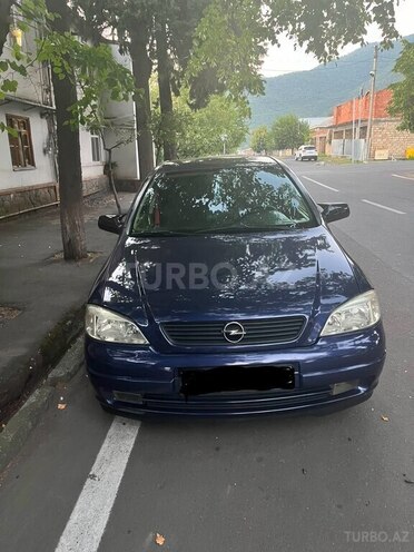 Opel Astra 1999, 320,000 km - 1.6 l - Qax