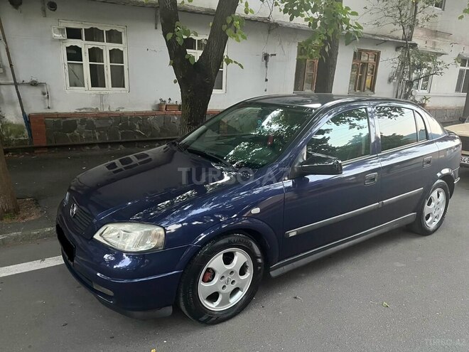 Opel Astra 1999, 320,000 km - 1.6 l - Qax