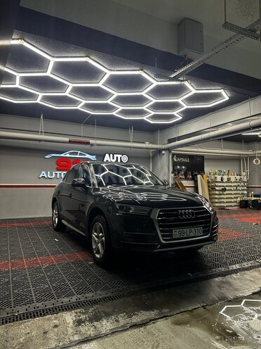 Audi Q5 2017, 130,000 km - 2.0 l - Bakı