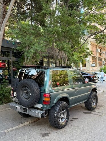 Mitsubishi Pajero 1993, 202,000 km - 3.0 l - Bakı
