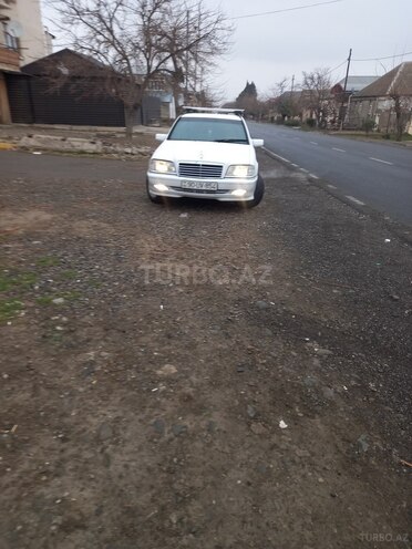 Mercedes C 180 1999, 467,000 km - 1.8 l - Şəmkir