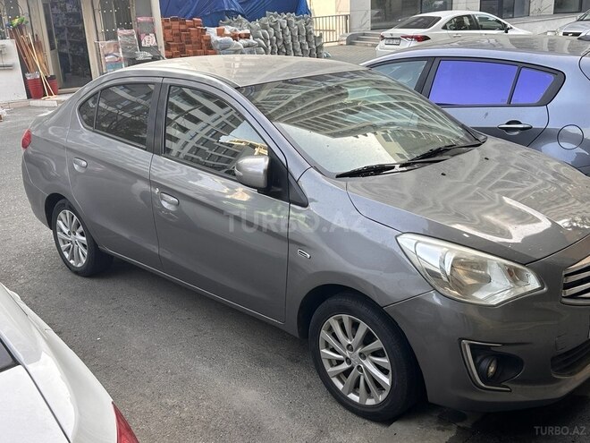 Mitsubishi Attrage 2015, 82,600 km - 1.2 l - Bakı