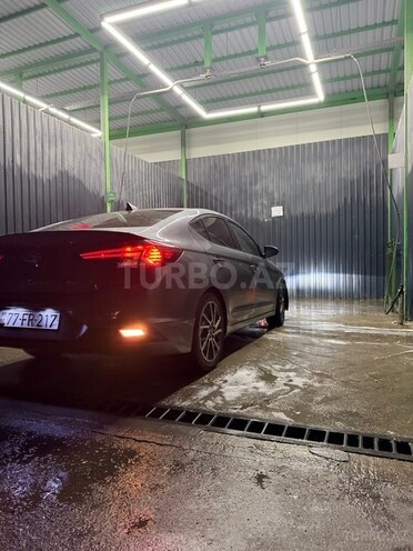 Hyundai Elantra 2019, 193,784 km - 2.0 l - Bakı