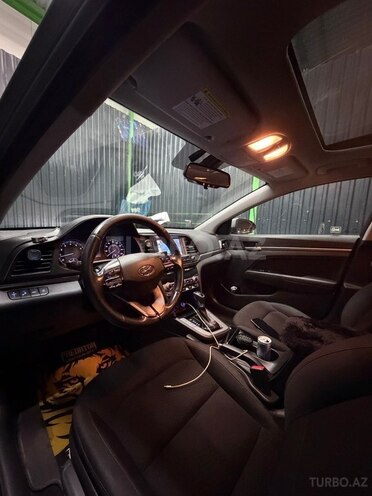 Hyundai Elantra 2019, 193,784 km - 2.0 l - Bakı