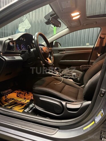 Hyundai Elantra 2019, 193,784 km - 2.0 l - Bakı