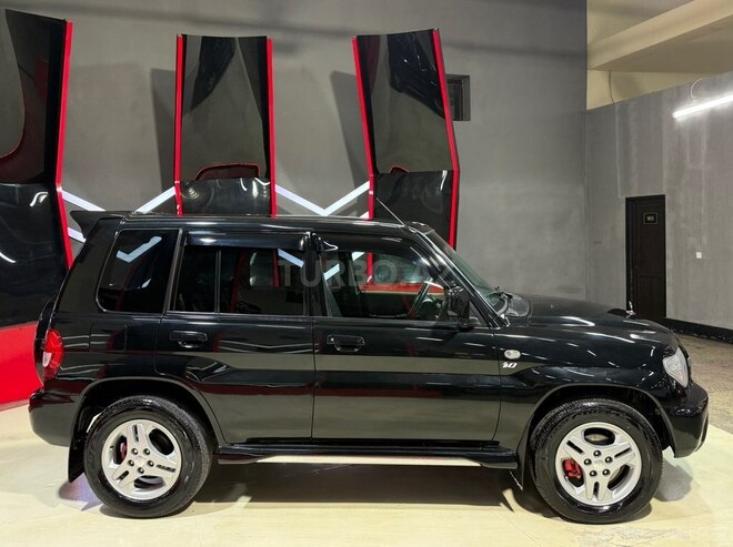 Mitsubishi Pajero io 2005, 380,000 km - 1.8 l - Sumqayıt