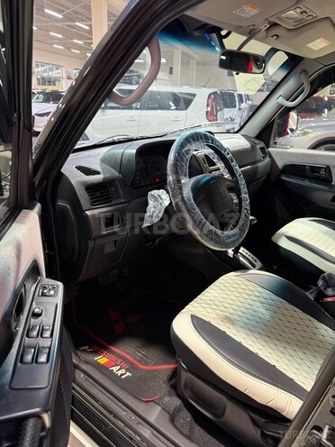 Mitsubishi Pajero io 2005, 380,000 km - 1.8 l - Sumqayıt