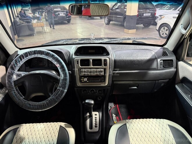 Mitsubishi Pajero io 2005, 380,000 km - 1.8 l - Sumqayıt