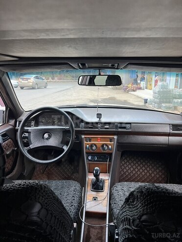Mercedes 250 D 1990, 359,000 km - 2.5 l - Astara
