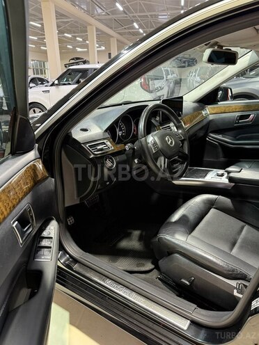 Mercedes E 250 2013, 288,000 km - 2.1 l - Sumqayıt