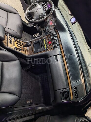 Mercedes E 320 2001, 5,000,000 km - 3.2 l - Bakı