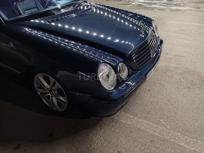 Mercedes E 320 2001, 5,000,000 km - 3.2 l - Bakı