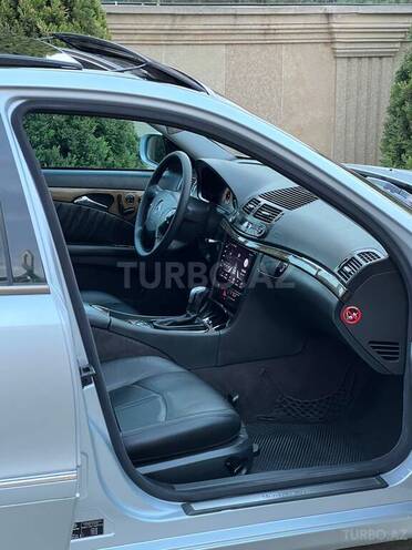 Mercedes E 240 2002, 298,630 km - 2.6 l - Bakı