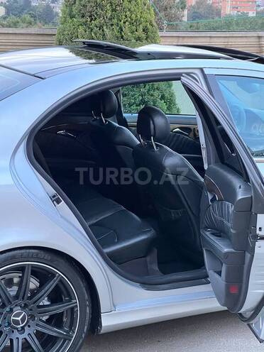 Mercedes E 240 2002, 298,630 km - 2.6 l - Bakı
