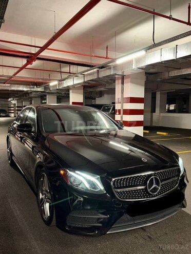 Mercedes E 300 4MATIC 2019, 83,400 km - 2.0 l - Bakı
