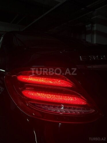Mercedes E 300 4MATIC 2019, 83,400 km - 2.0 l - Bakı