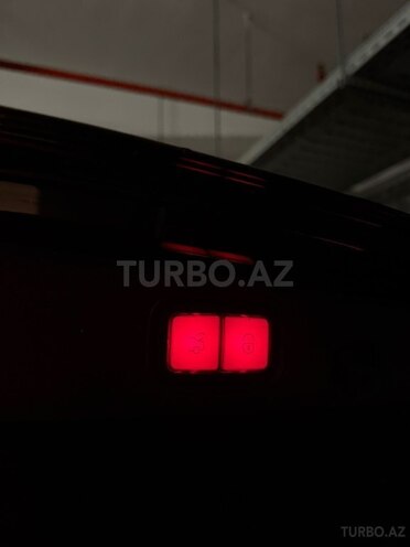 Mercedes E 300 4MATIC 2019, 83,400 km - 2.0 l - Bakı