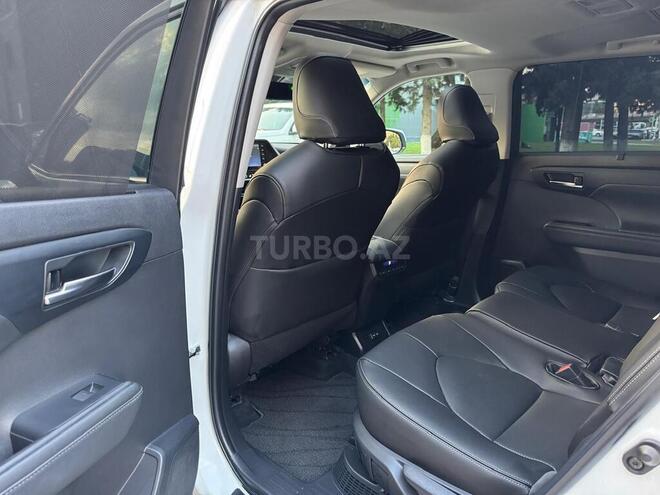 Toyota Highlander 2021, 115,806 km - 2.5 l - Bakı