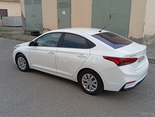 Hyundai Accent 2017, 182,000 km - 1.6 l - Bakı