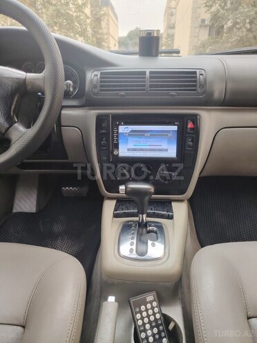 Volkswagen Passat 2004, 157,341 km - 1.8 l - Bakı