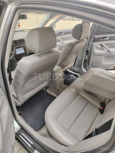 Volkswagen Passat 2004, 157,341 km - 1.8 l - Bakı