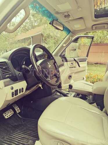 Mitsubishi Pajero 2007, 177,000 km - 3.0 l - Qəbələ