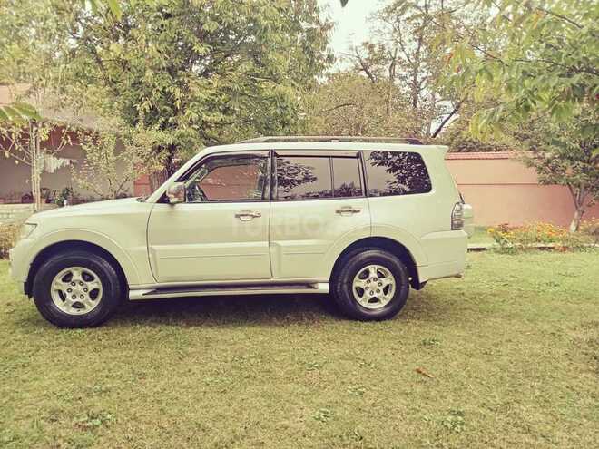 Mitsubishi Pajero 2007, 177,000 km - 3.0 l - Qəbələ