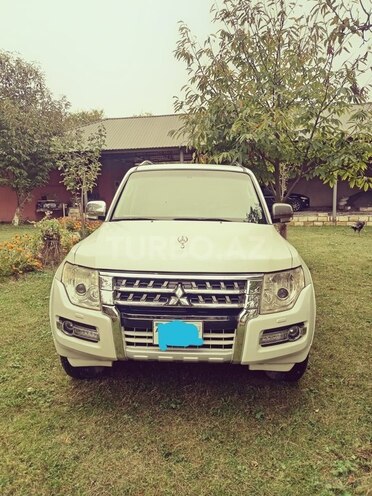 Mitsubishi Pajero 2007, 177,000 km - 3.0 l - Qəbələ