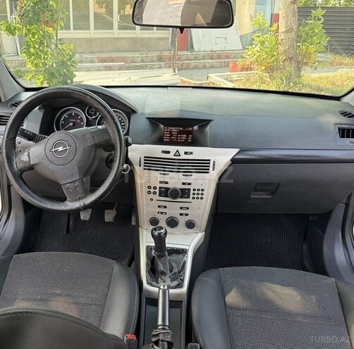 Opel Astra 2007, 200,000 km - 1.7 l - Bakı