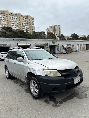 Mitsubishi Outlander 2003, 262,000 km - 2.0 l - Bakı