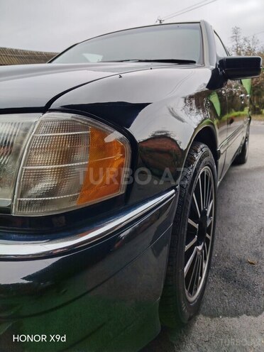 Mercedes C 230 1998, 258,000 km - 2.3 л - Zaqatala