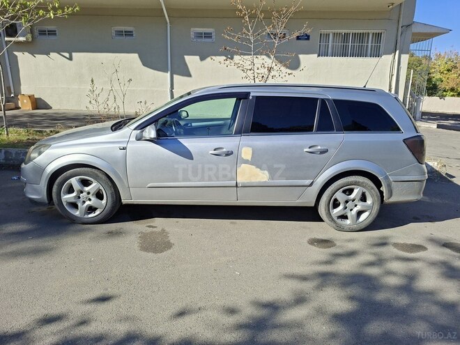 Opel Astra 2005, 380,000 km - 1.9 l - Gəncə