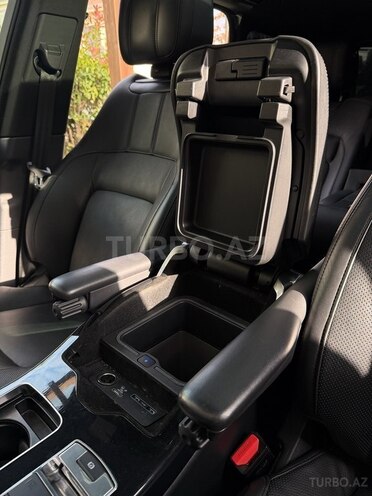 Land Rover Range Rover 2018, 92,000 km - 3.0 l - Bakı