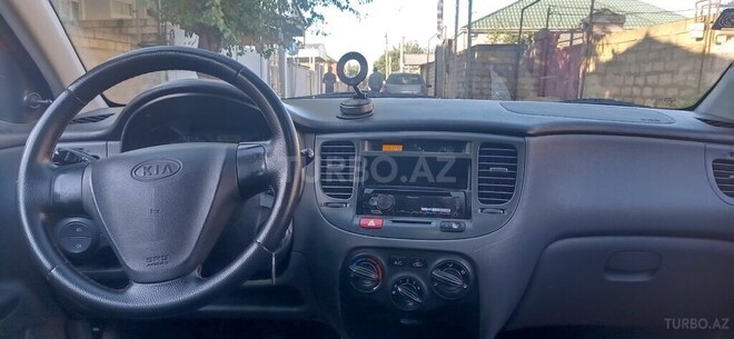Kia Rio 2009, 330,000 km - 1.5 л - İmişli