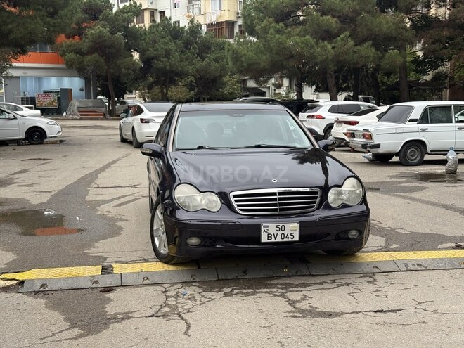 Mercedes C 240 2002, 287,070 km - 2.6 l - Bakı