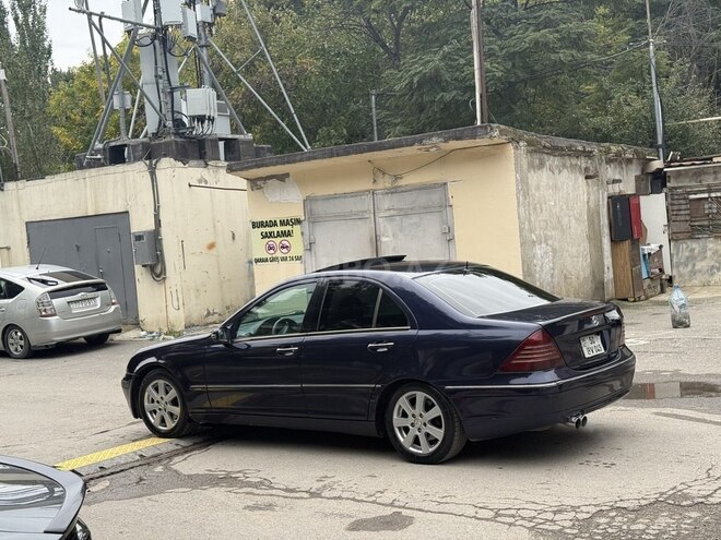 Mercedes C 240 2002, 287,070 km - 2.6 l - Bakı