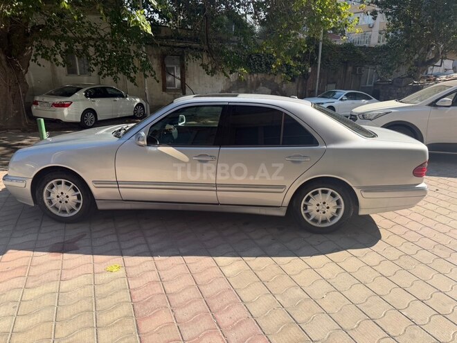 Mercedes E 320 2001, 356,000 km - 3.2 l - Bakı