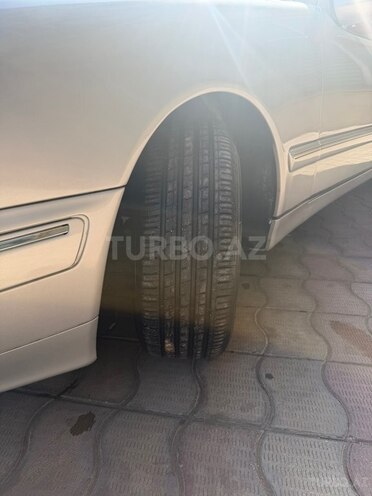 Mercedes E 320 2001, 356,000 km - 3.2 l - Bakı