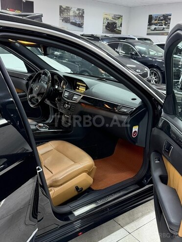 Mercedes E 250 2012, 213,700 km - 2.1 l - Sumqayıt