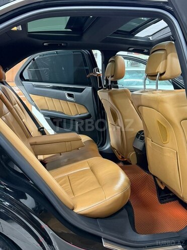 Mercedes E 250 2012, 213,700 km - 2.1 l - Sumqayıt