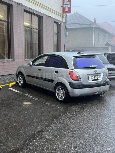 Kia Rio 2008, 250,000 km - 1.4 l - Xudat