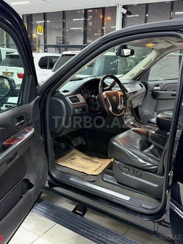 Cadillac Escalade 2008, 214,000 km - 6.2 l - Sumqayıt