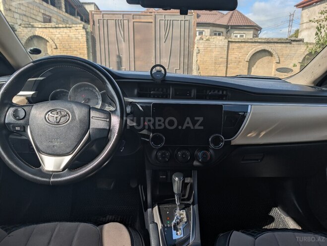 Toyota Corolla 2014, 310,000 km - 1.6 l - Quba