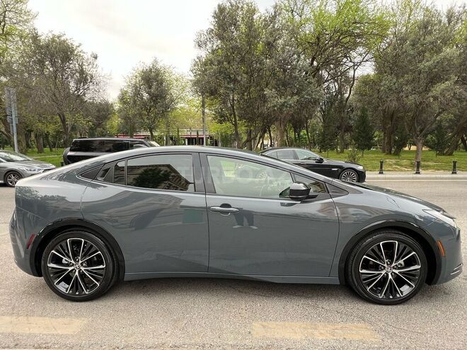 Toyota Prius 2023, 25,000 km - 2.0 l - Bakı